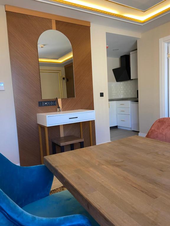 Istanbul Town Hotel - Deluxe Quadruple Room
