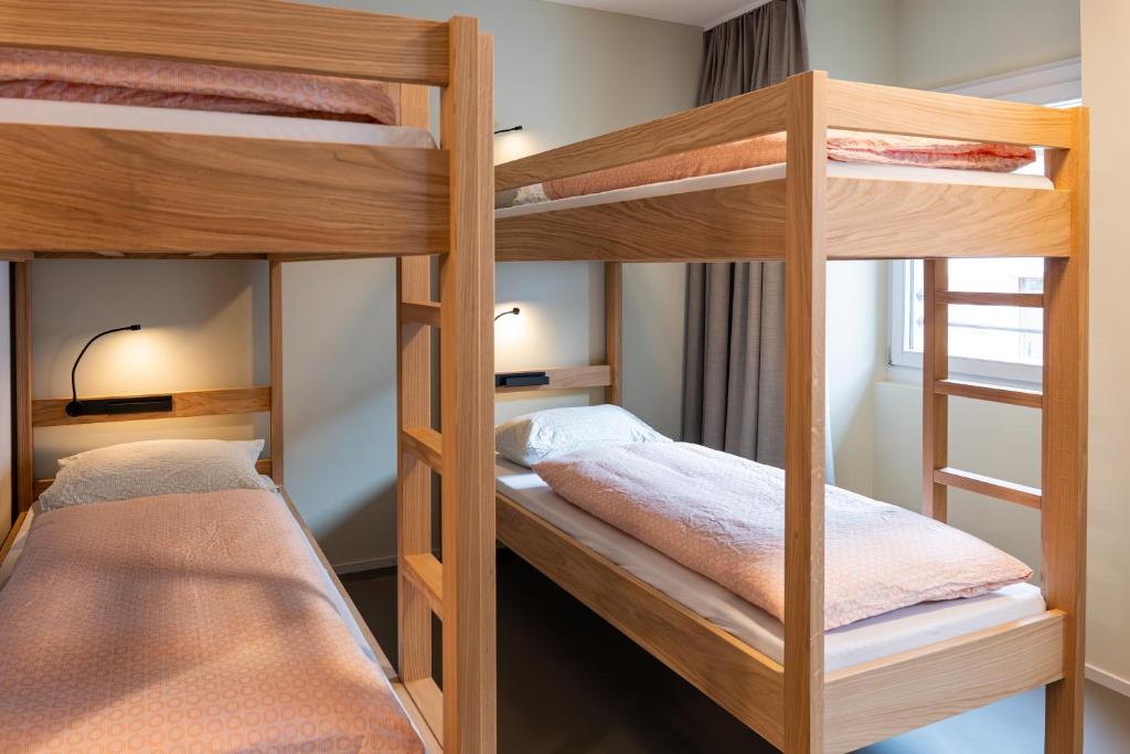 Voodi või voodid majutusasutuse Martigny Youth Hostel toas