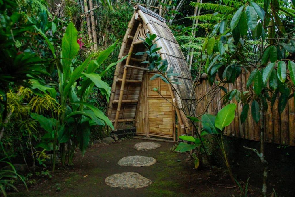 Giardino di Bamboohouse pondok salacca #salacca inn