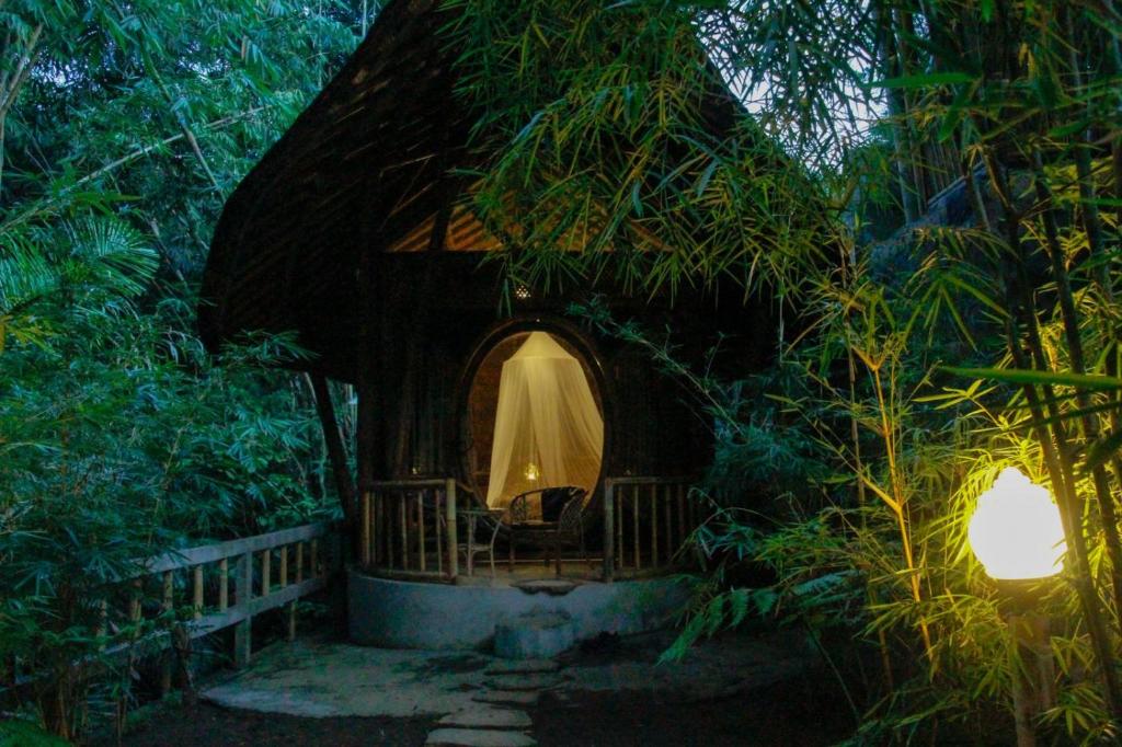 Giardino di Bamboohouse pondok salacca #salacca inn