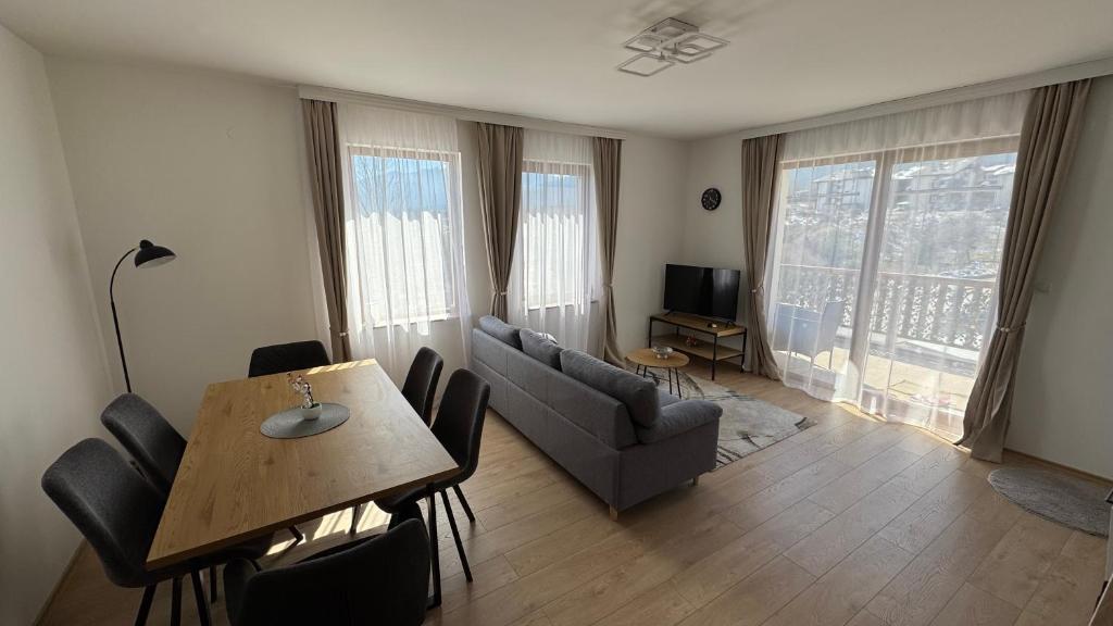 Pirin Park Apartment
