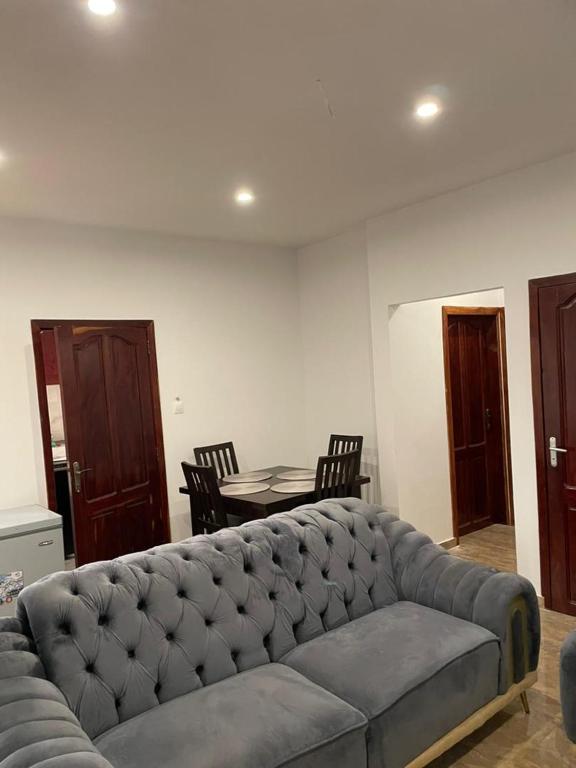 Ruang duduk di Fassinou