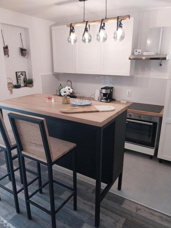 Kuchyň nebo kuchyňský kout v ubytování Olive garden house