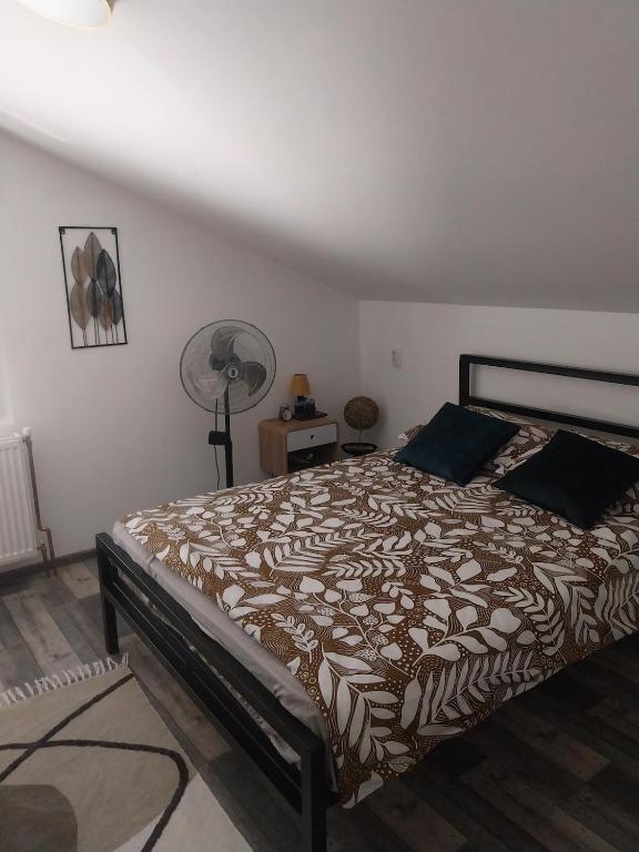 Postel nebo postele na pokoji v ubytování Olive garden house