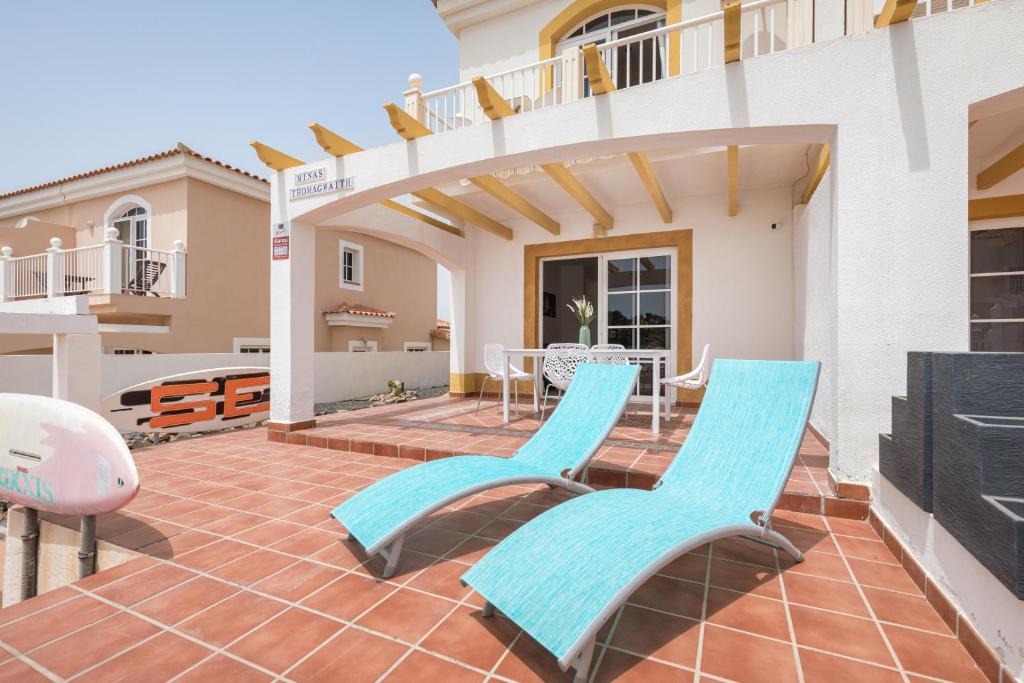 Balkoni atau teres di Home2book Serenity Retreat with Terrace