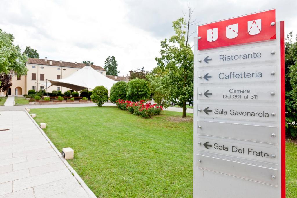 Ogród w obiekcie UNA HOTELS Occhiobello