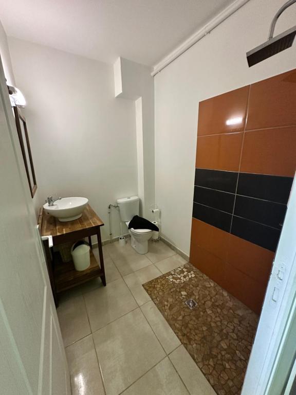 Koupelna v ubytování Villa Jamora