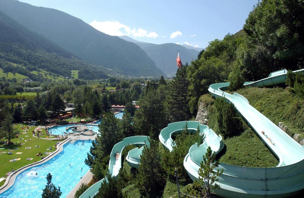 Bazén v ubytování Römerhof - Hotel with Self Check-in nebo v jeho okolí