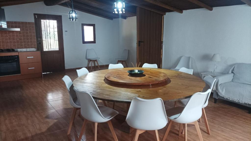 Kuchyňa alebo kuchynka v ubytovaní Masia Rural Can Ribes