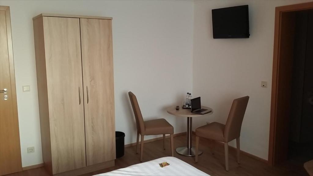 Hotel Rheinkrone - Standard Double Room