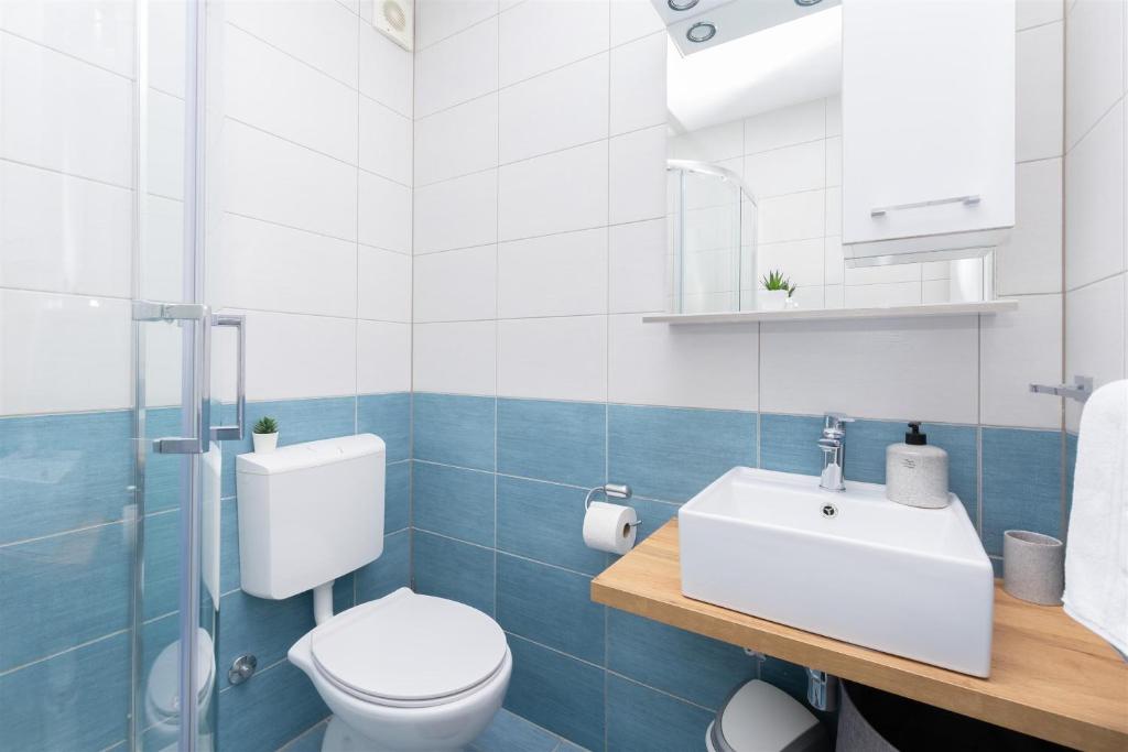 Koupelna v ubytování Apartments Marijo