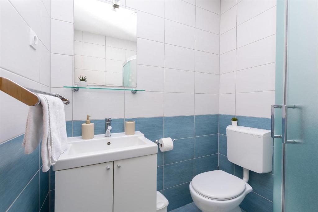 Koupelna v ubytování Apartments Marijo