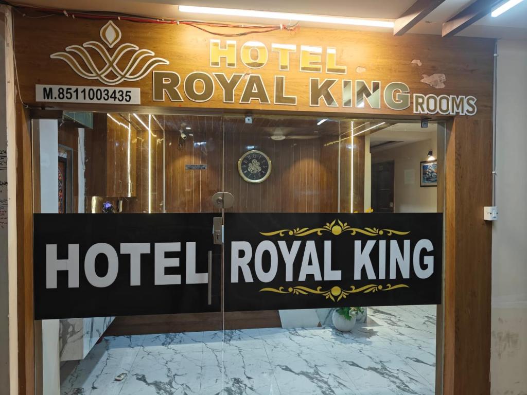 Certifikát, hodnocení, plakát nebo jiný dokument vystavený v ubytování Hotel Royal King