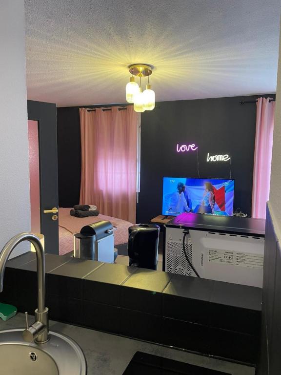 Superb apartment for 4 people, center - auto museum – photo 12