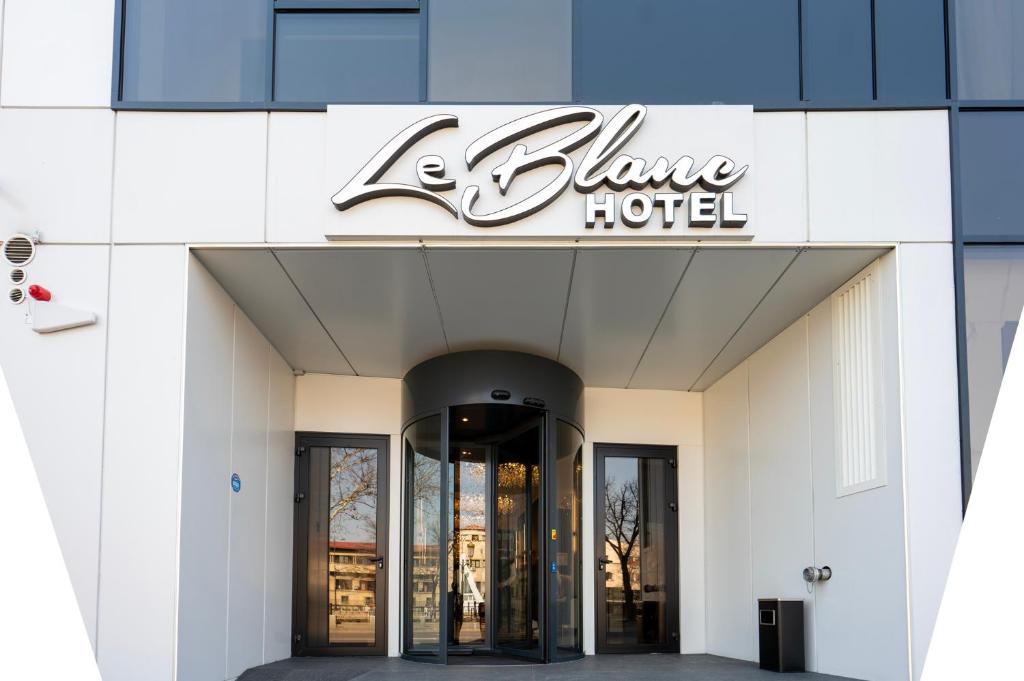 Exteriér nebo vchod ubytování Le Blanc Cotroceni Hotel