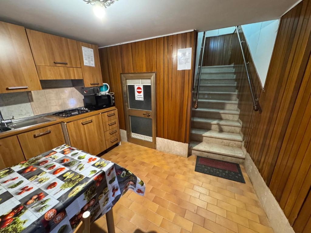 The Wolf House Greysclass - Resim 3