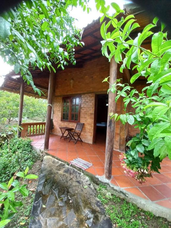 Zahrada ubytování Ngoc Phuong Homestay