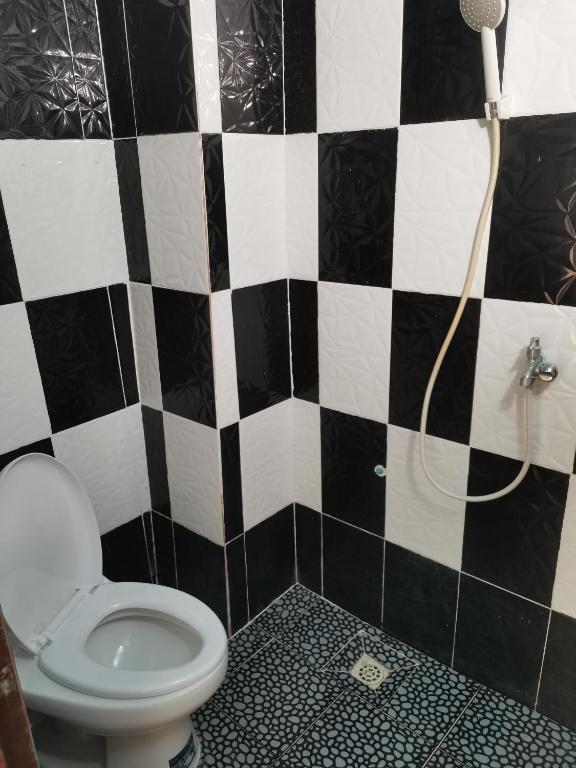 Koupelna v ubytování Bar Ang Guesthouse