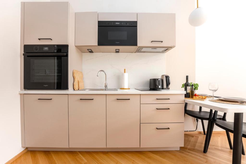 Oomph Apartments - 5