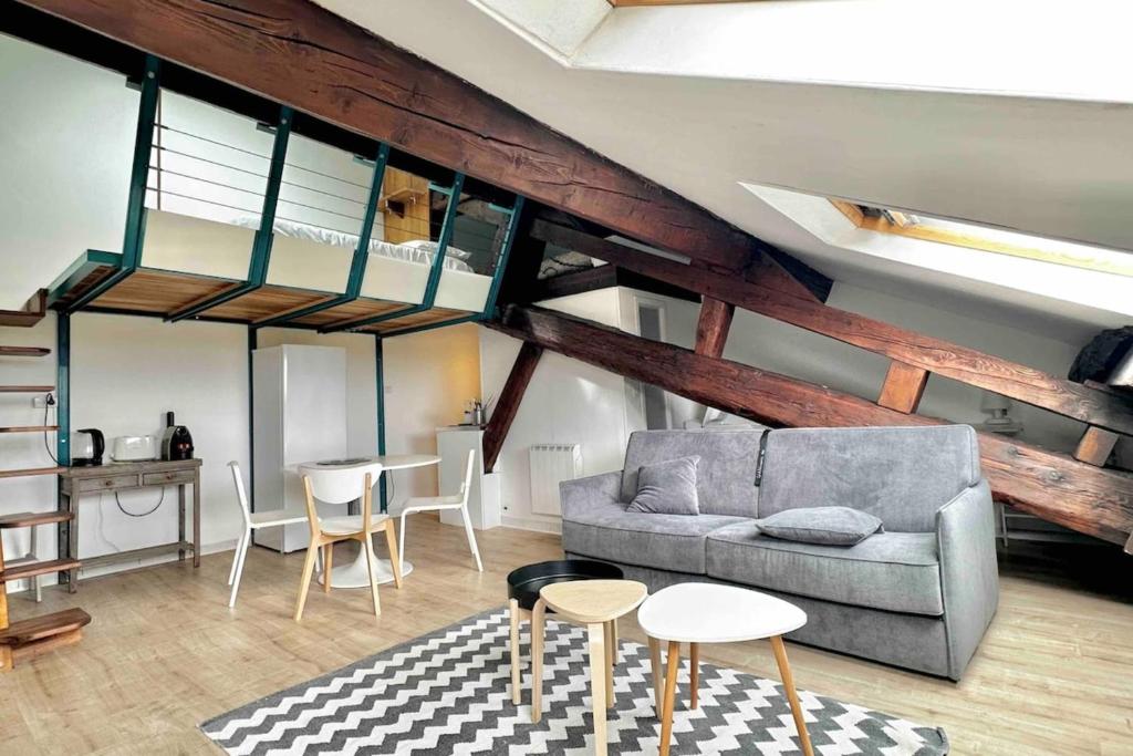 Ruang duduk di Esprit LOFT