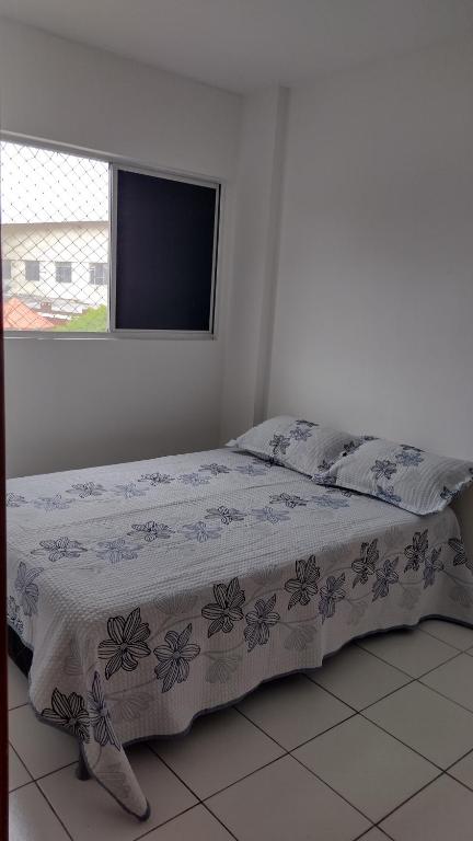 Katil atau katil-katil dalam bilik di Apto 3 quartos para 06 hóspedes