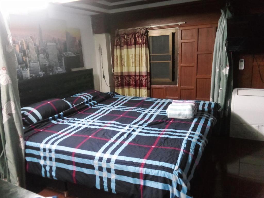 BEN & LEK GUESTHOUSE - Family Room