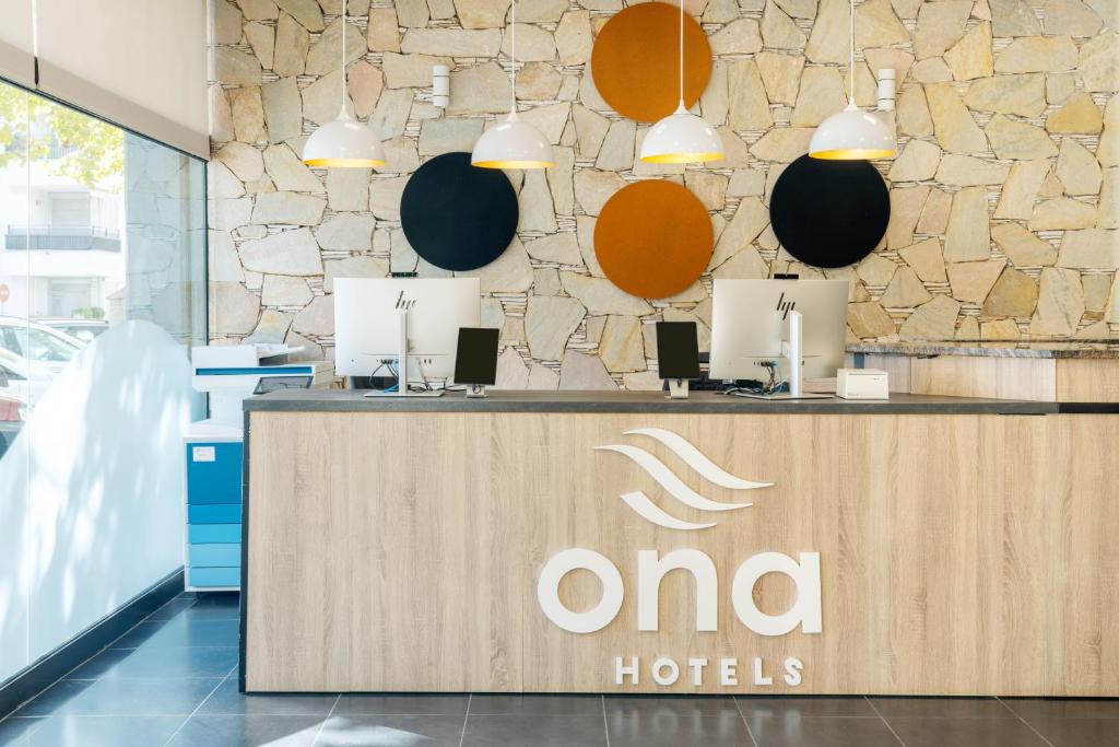 Certifikát, hodnocení, plakát nebo jiný dokument vystavený v ubytování Aparthotel Ona Palamós