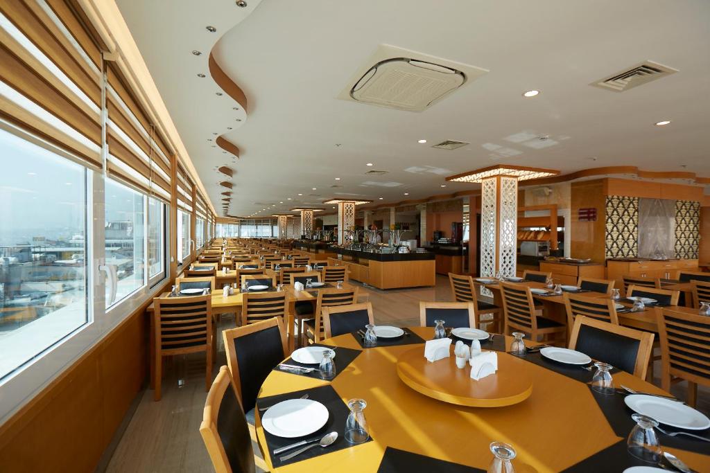 Restaurace v ubytování Ilkbal Deluxe Hotel &Spa Istanbul