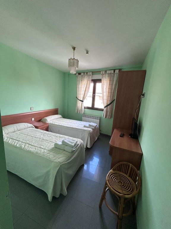 Hostal Rural Dos Hermanos - Habitación Doble Con Baño Privado
