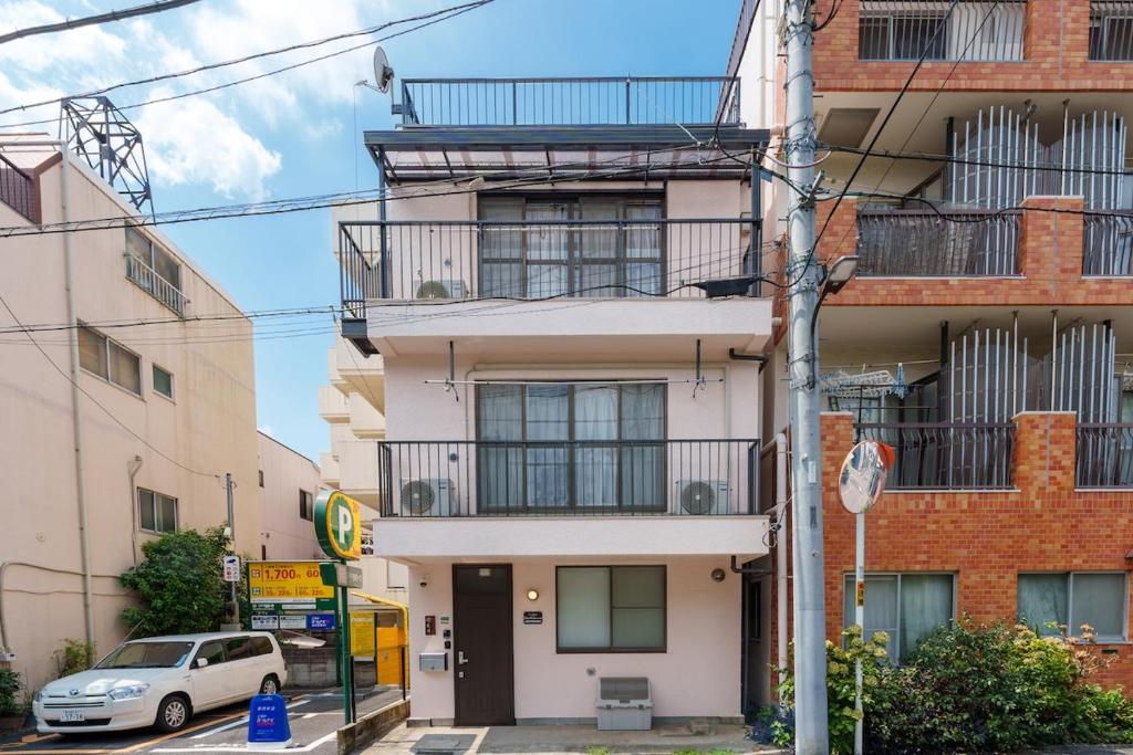 Y's INN Ikefukuro 109T