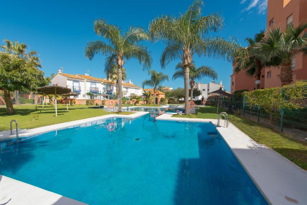 Bassein majutusasutuses Seaview 2 Beds La Duquesa Port või selle lähedal