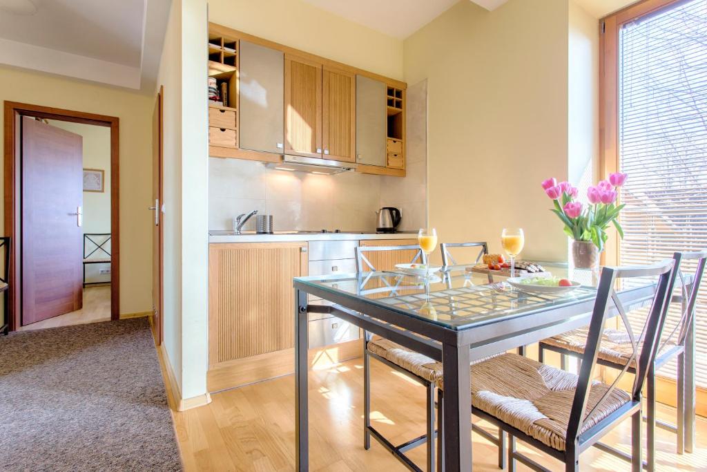 Köök või kööginurk majutusasutuses Mountain View Apartment by Tyzenhauz