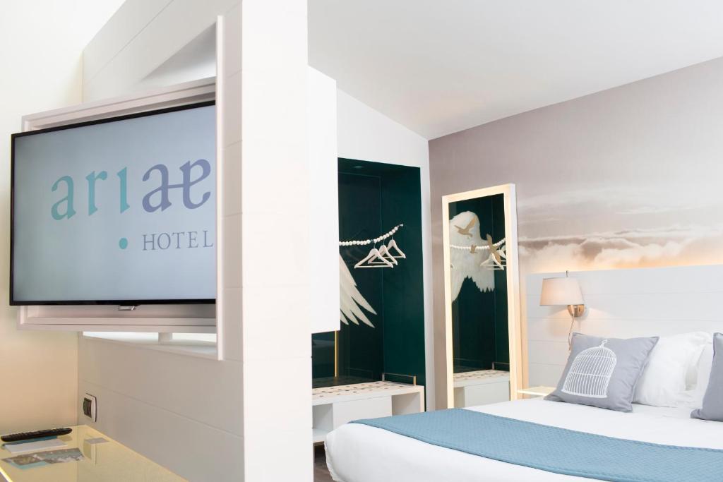 TV a/nebo společenská místnost v ubytování Ariae Dépendance - Alihotels