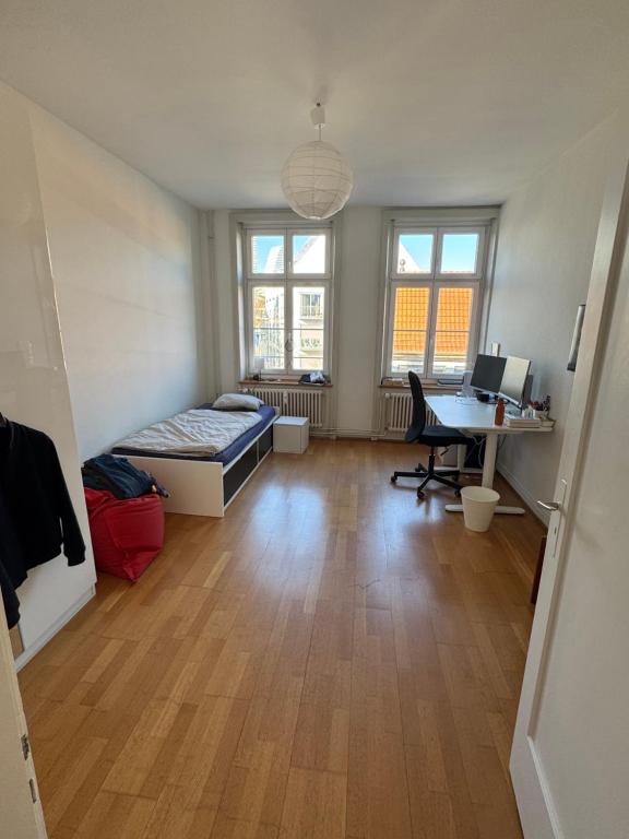Sunny appartement near Downtown - Resim 5