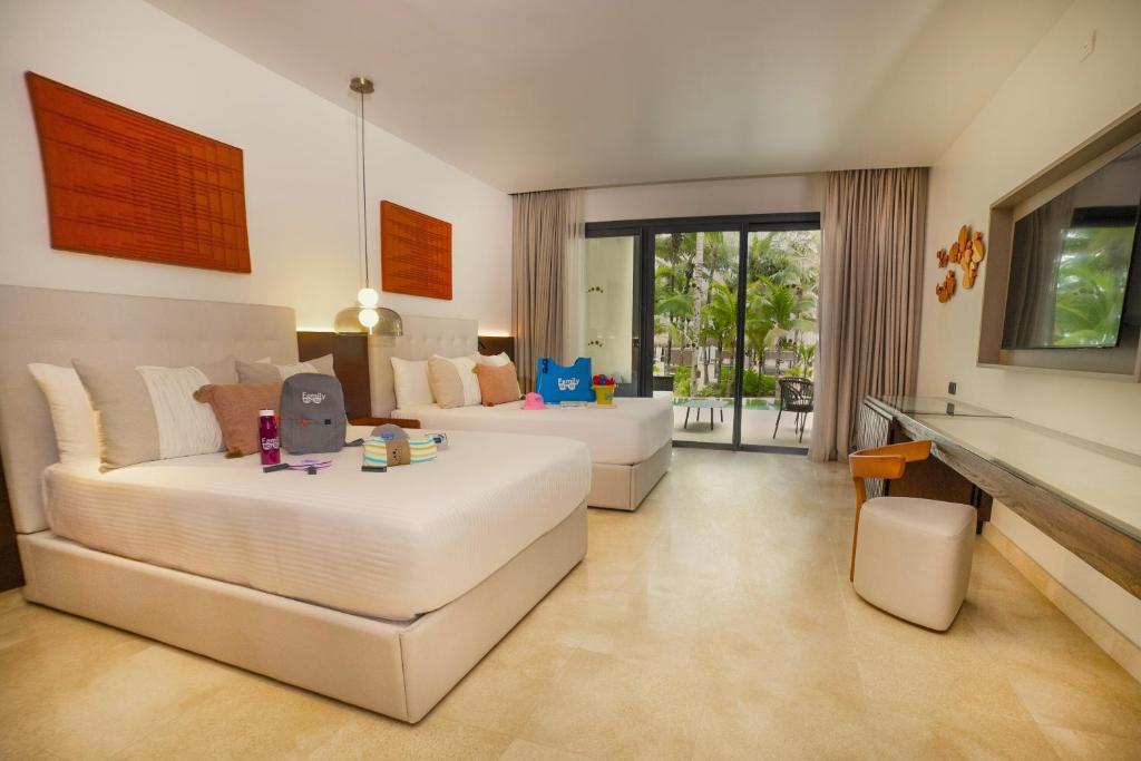 Family Selection at Grand Palladium Kantenah Resort & Spa - All Inclusive - Family Selection Junior Suite Zwem Aan Het Strand
