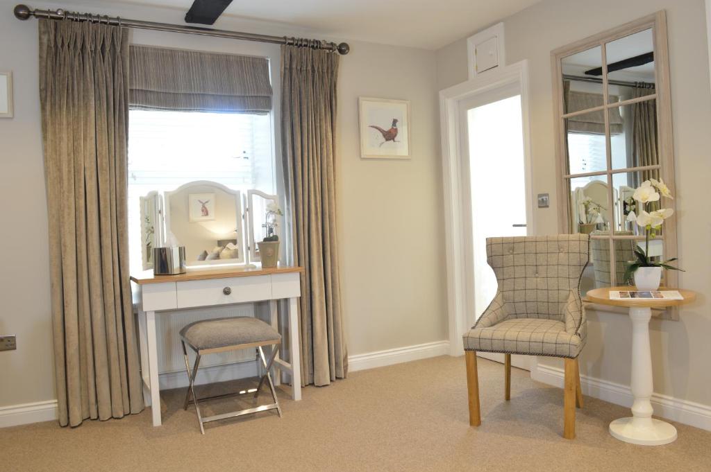 Foyles of Glasbury - 