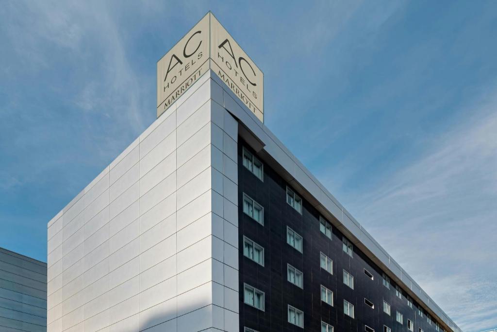 AC Hotel Madrid Feria by Marriott - Resim 3