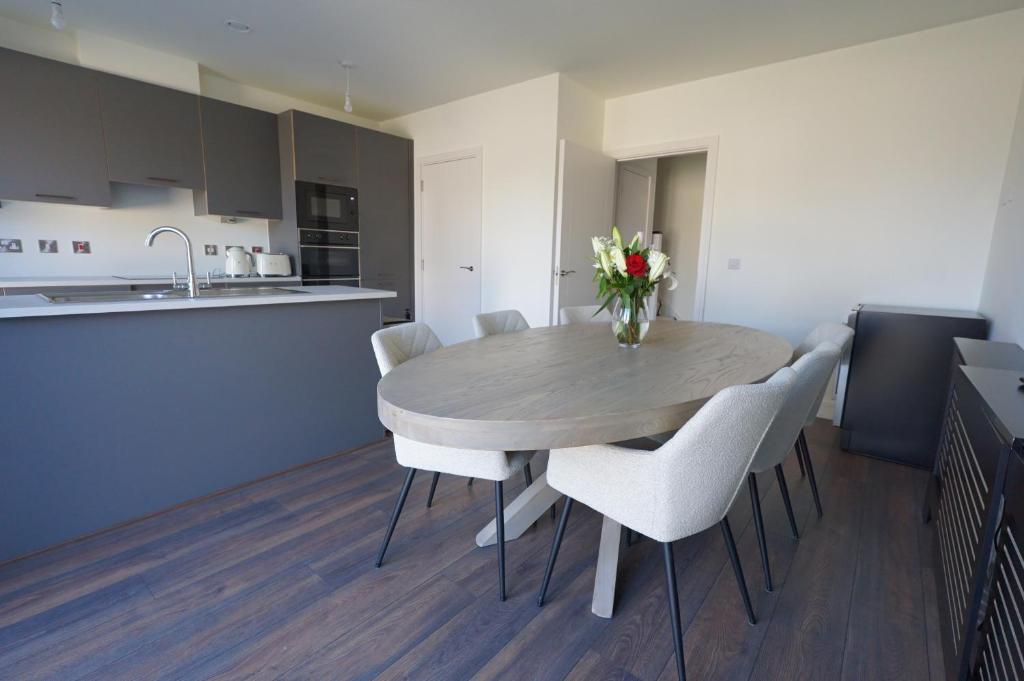 Kuchyň nebo kuchyňský kout v ubytování The Dublin Luxe