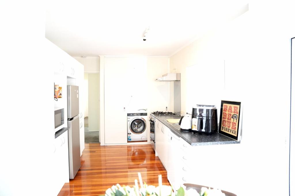 Sunny Villa Guest House - Resim 24