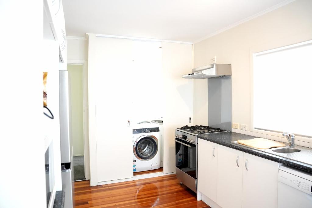 Sunny Villa Guest House - Resim 26