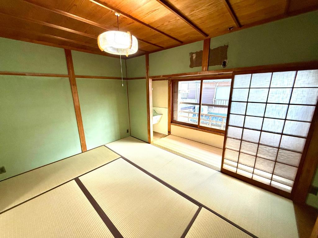 Fotografie z fotogalerie ubytování Kitahama Art House by WhyKumano v destinaci Načikatsuura