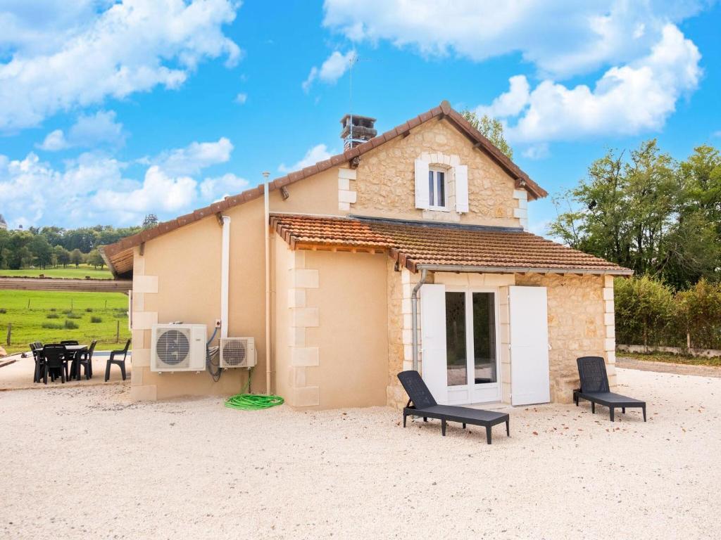 Charming House in Hautefort with Pool & Nature