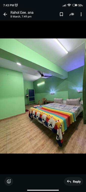 Postel nebo postele na pokoji v ubytování Bluestar cottage