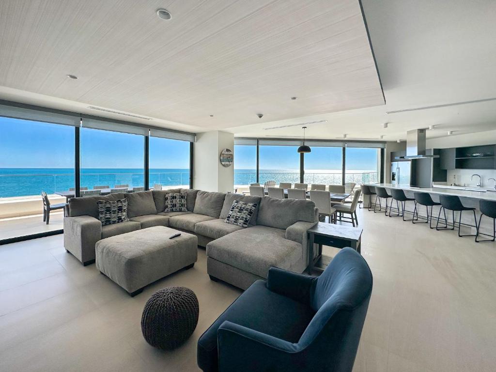 Photo inspiration: Fresh Look at Brand New 6 Bedroom Penthouse 1010 Puerto Peñasco Precios