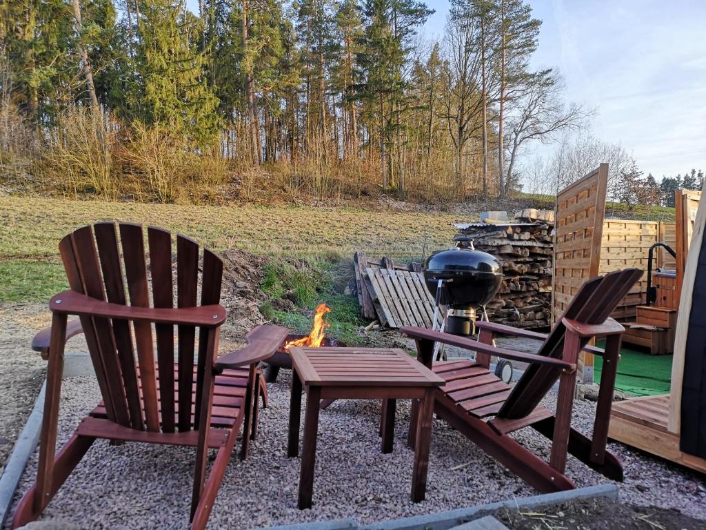 Fotografie z fotogalerie ubytování Romantischer POD - Gegen Aufpreis mit Hot Tub - Whirlpool & Sauna v destinaci Hohenberg an der Eger
