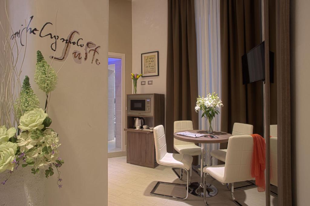 TV a/nebo společenská místnost v ubytování Hotel Marcantonio