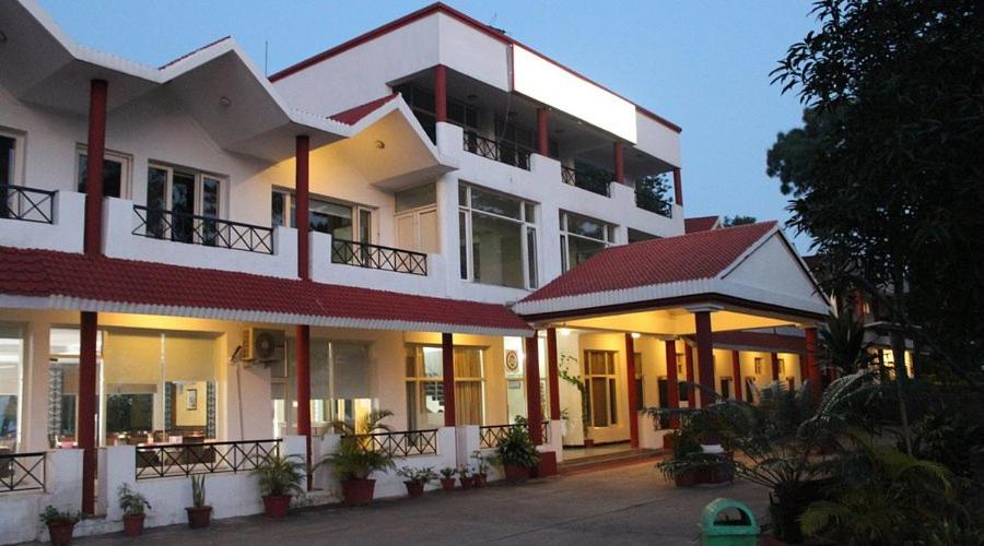 Bangunan di mana terletaknya hotel