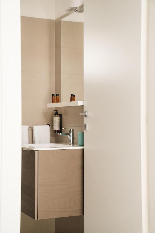 Dieci by Comorooms - 10