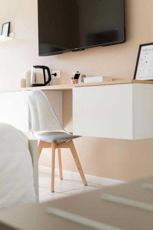 Dieci by Comorooms - 17