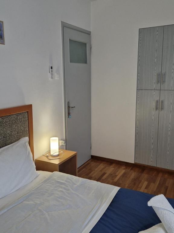 EstellApartments - 8